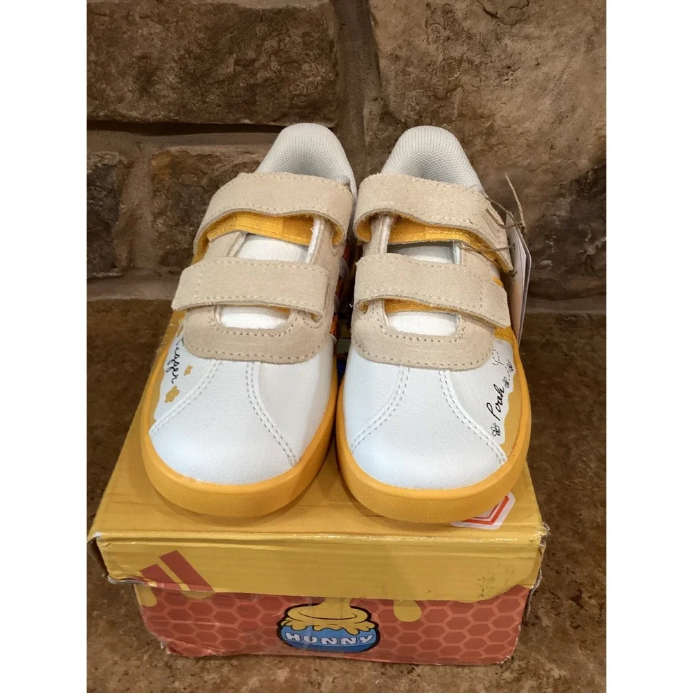 Adidas Disney Winnie the Pooh VL Court Sneakers Yellow White Toddler 9K New